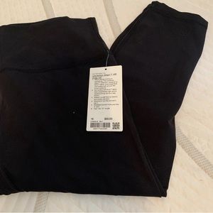 Lululemon- Women’s Align HR Crop 23” Pant Size 16 Black- NWT